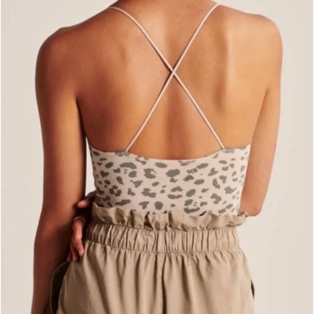 Abercrombie & Fitch Animal Print Cowl Neck Bodysuit Size Medium - Picture 8 of 8